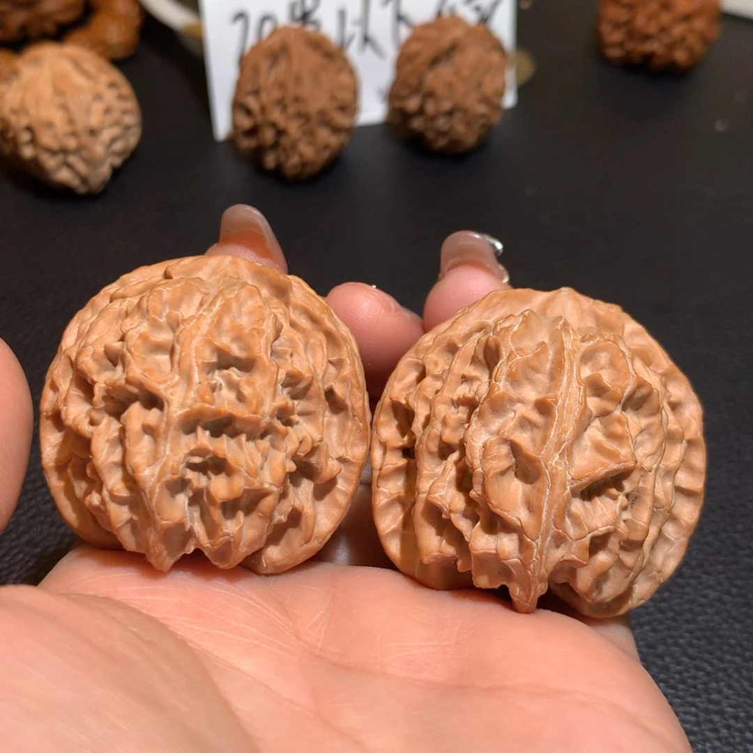 文玩核桃把件苹果园42.5