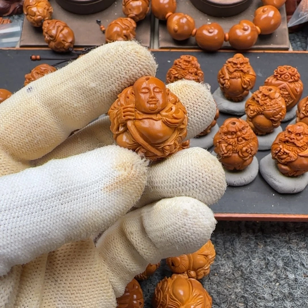 贰***柒橄榄核吊坠……………………