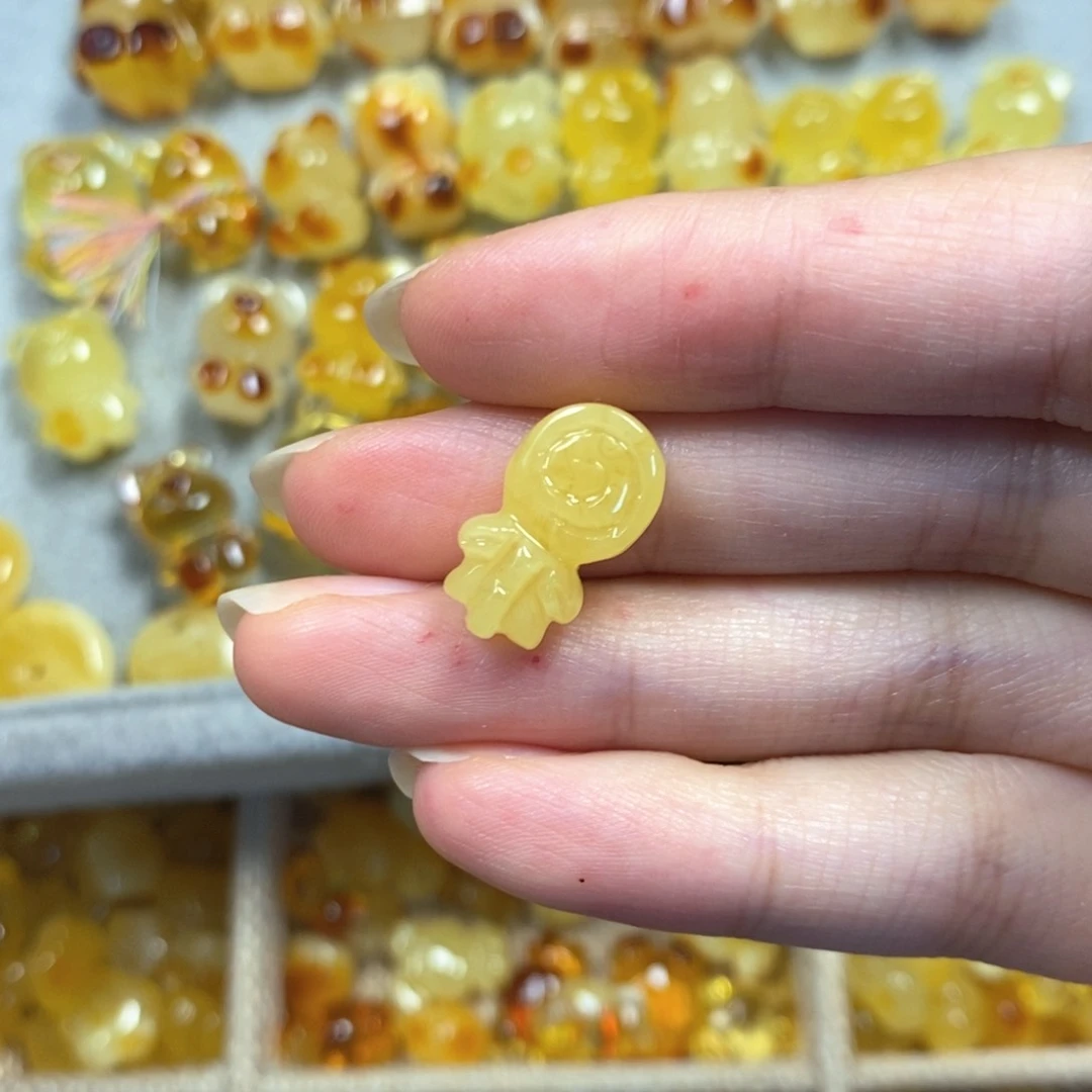 未镶嵌颈饰琥珀棒棒糖