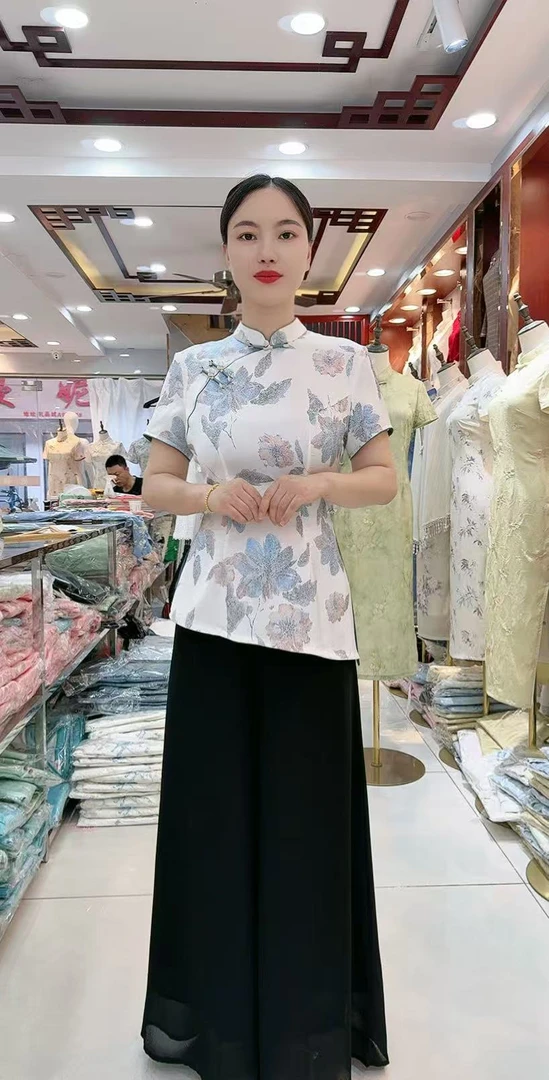 057-夏季新款改良大码新中式显瘦旗袍上衣（单件上衣）