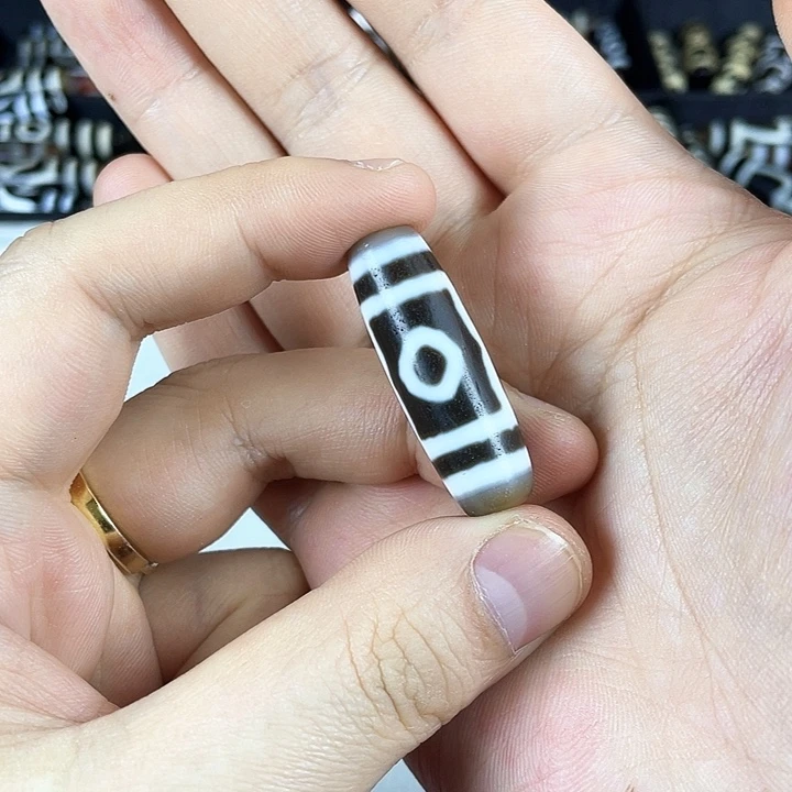 玛瑙/玉髓颈饰合金:****