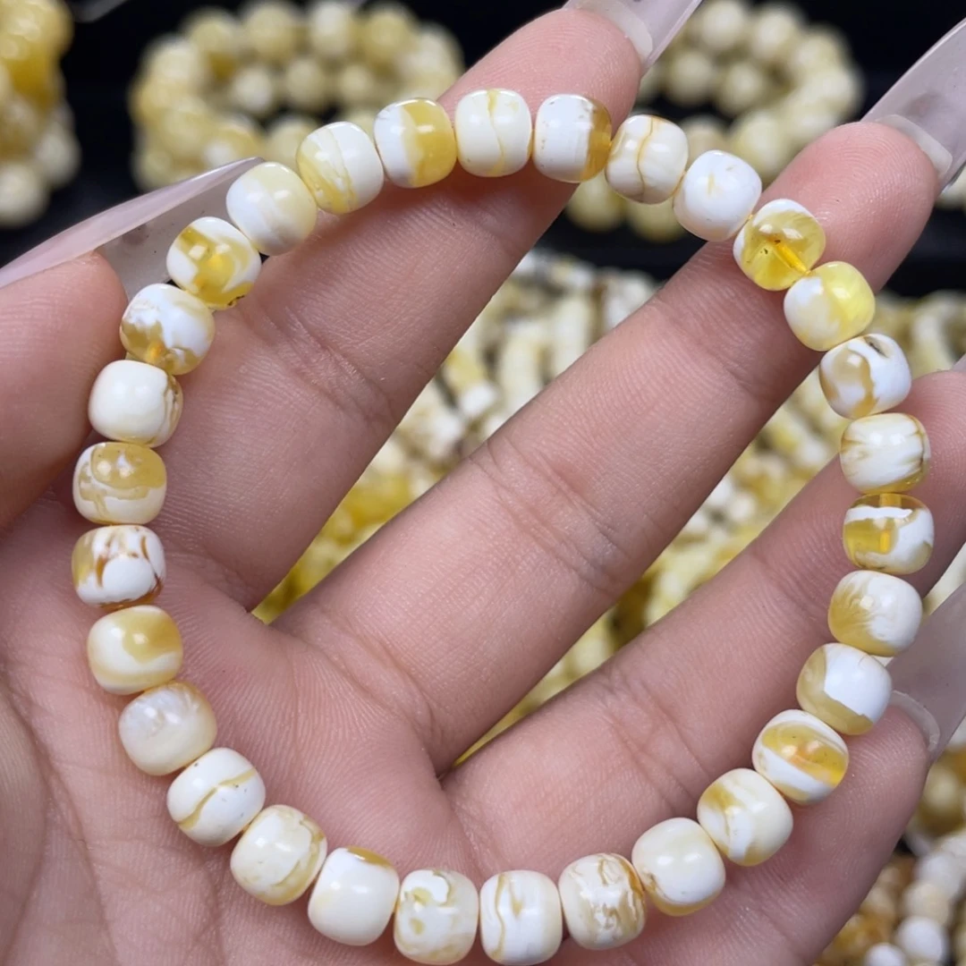 蜜蜡未镶嵌珠宝奇石7m