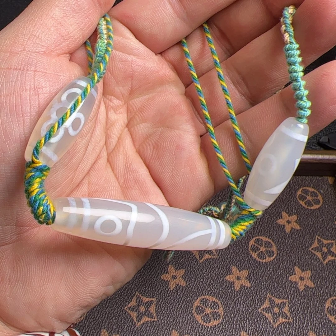 苏***水玛瑙/玉髓合金手串
