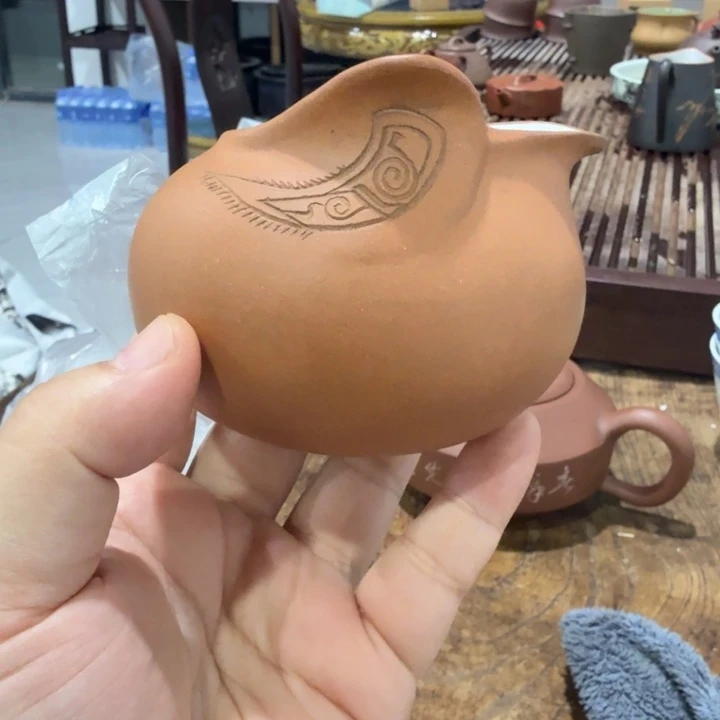 南***鱼紫砂茶杯段泥公道杯