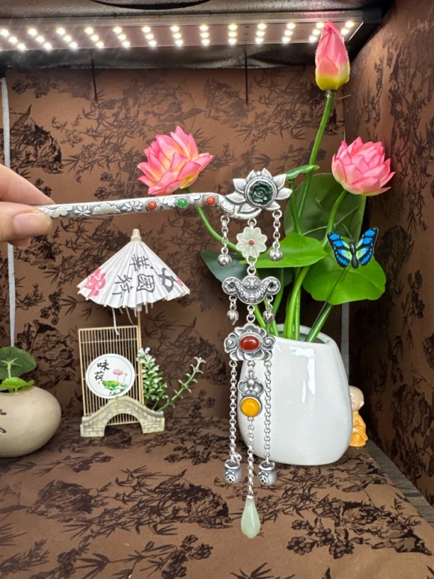 足银银制品 小郑家纯银手工錾刻莲花发簪