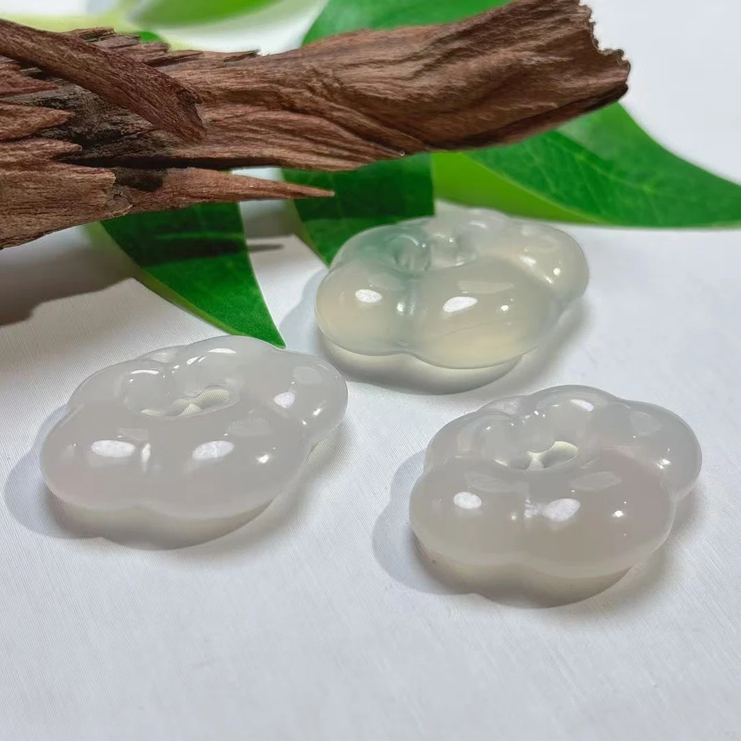 《铁头老猪》APP-010马料约28*7*21mm玛瑙祥云锁吊坠多样性发其一