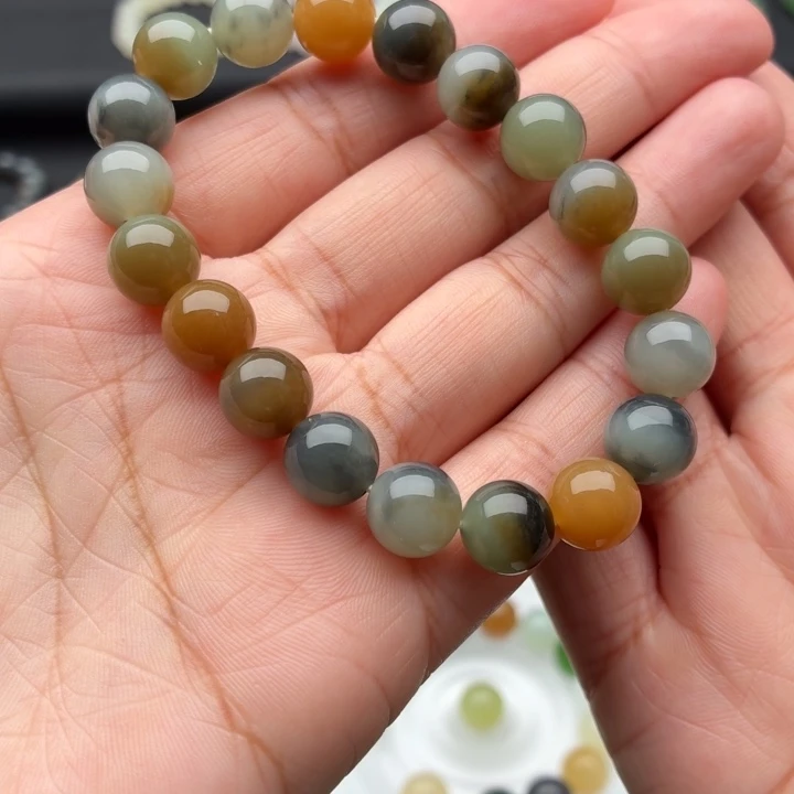 点***滴和田玉未镶嵌颈饰