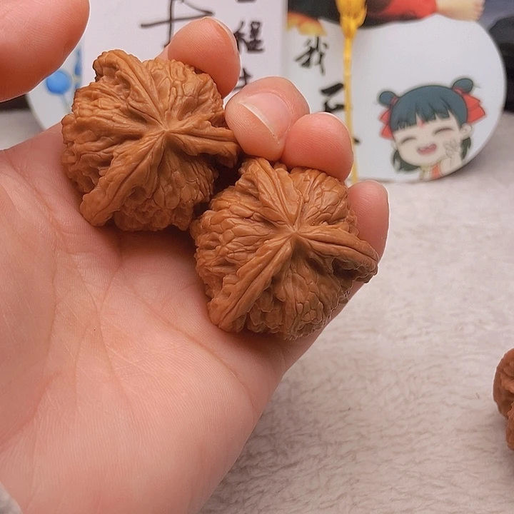 吊坠文玩核桃峰*三棱