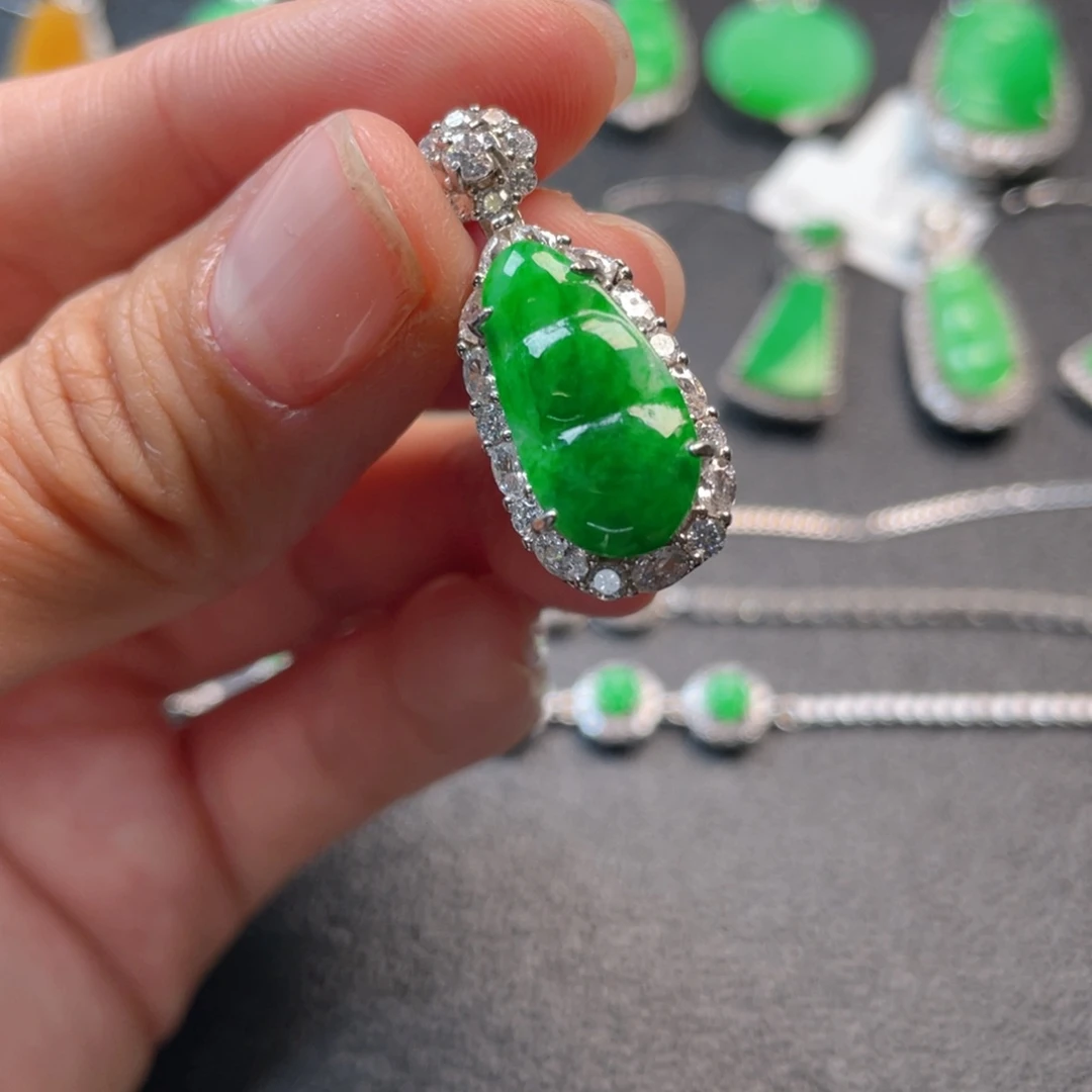 翡翠吊坠(不含链)银S925镶嵌