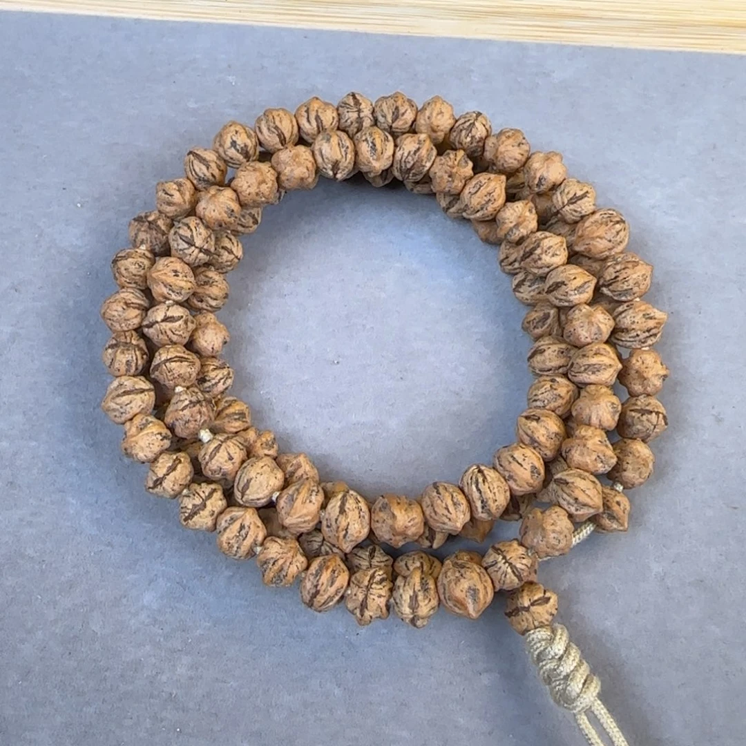 D***C吊坠柏香籽/百香籽