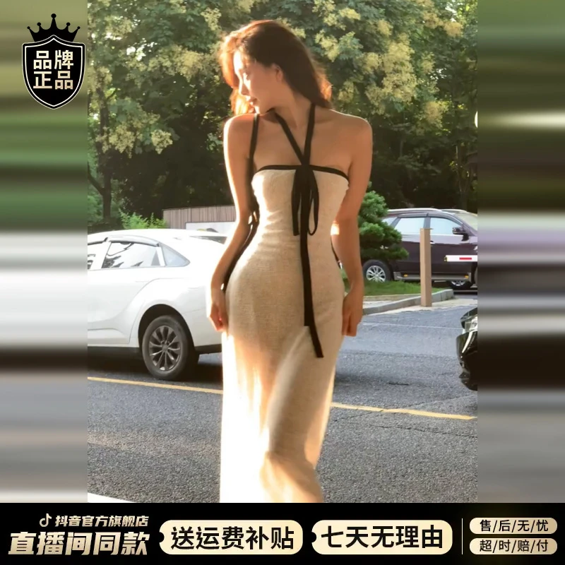 法式纯欲风辣妹白色绑带挂脖抹胸连衣裙子女2025新款夏季包臀长裙