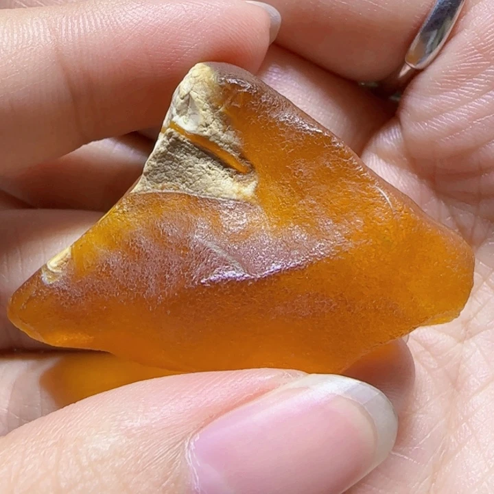 定制琥珀未镶嵌蜜蜡