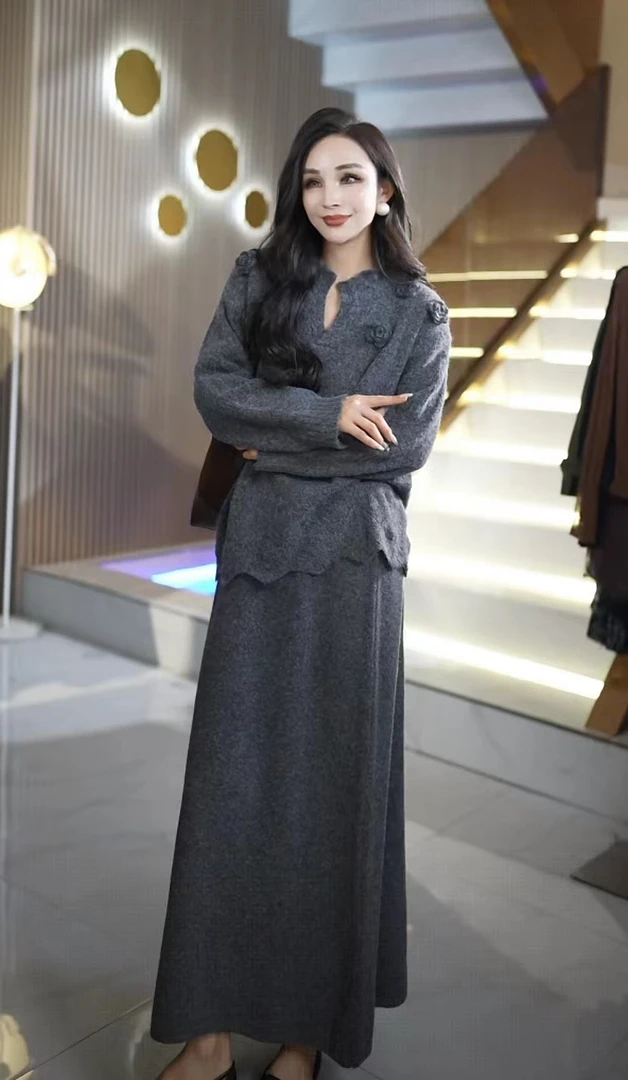 秋冬设计师时尚百搭加厚立体花立领女士长袖毛衣套装6W+q09871150