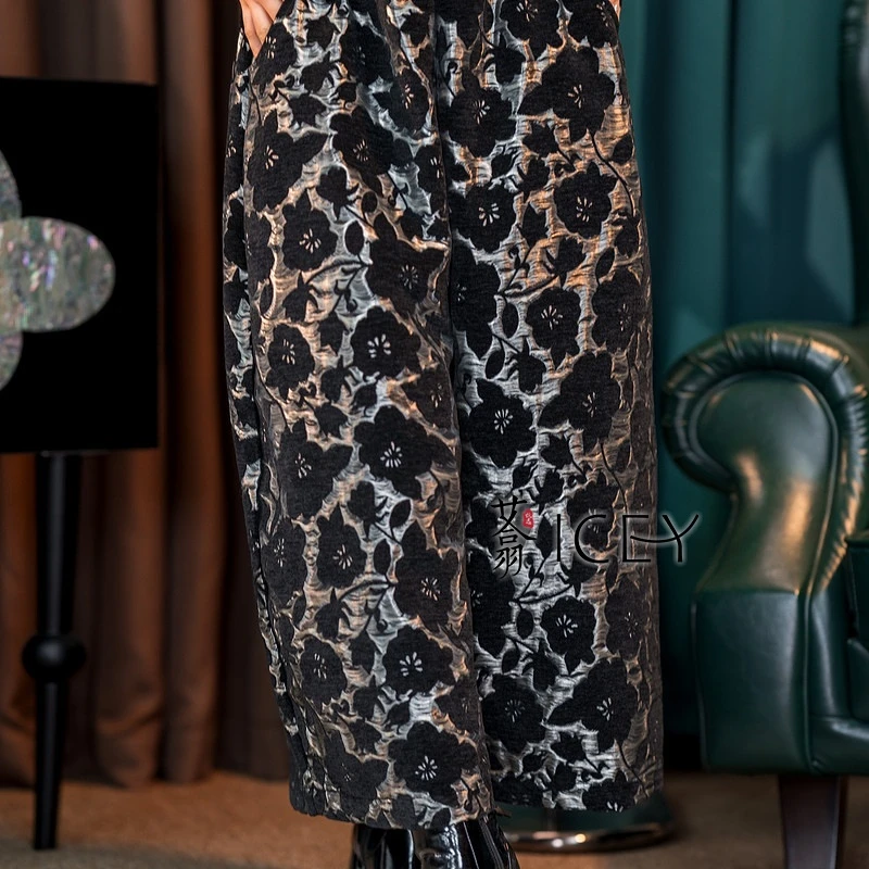 艾翕甄选【花之夜】植绒花样阔腿裤ZX2401270-1