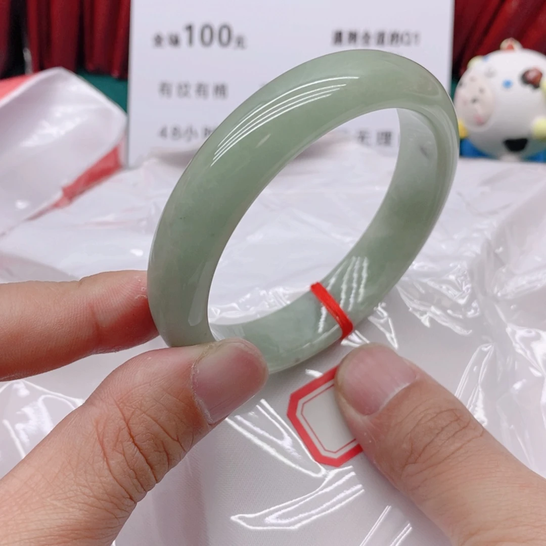 翡翠手镯未镶嵌ミ****?1777777777