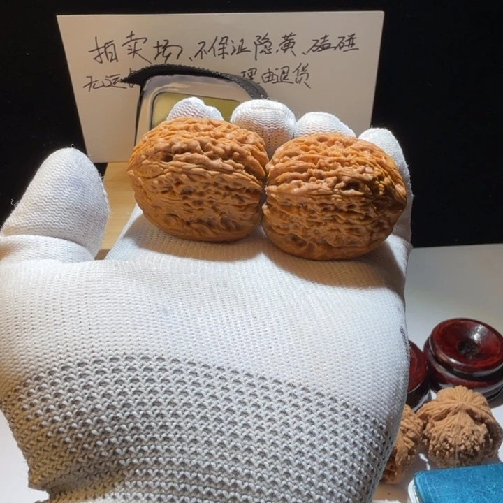 文玩核桃把件凭**动15号，38拉丝高炮