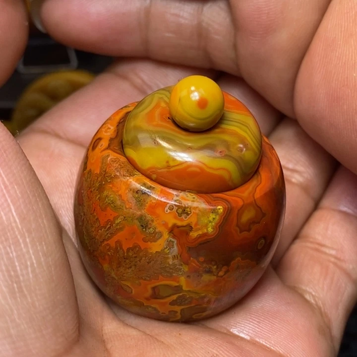 玛瑙/玉髓战国红扳指未镶嵌玉*龙