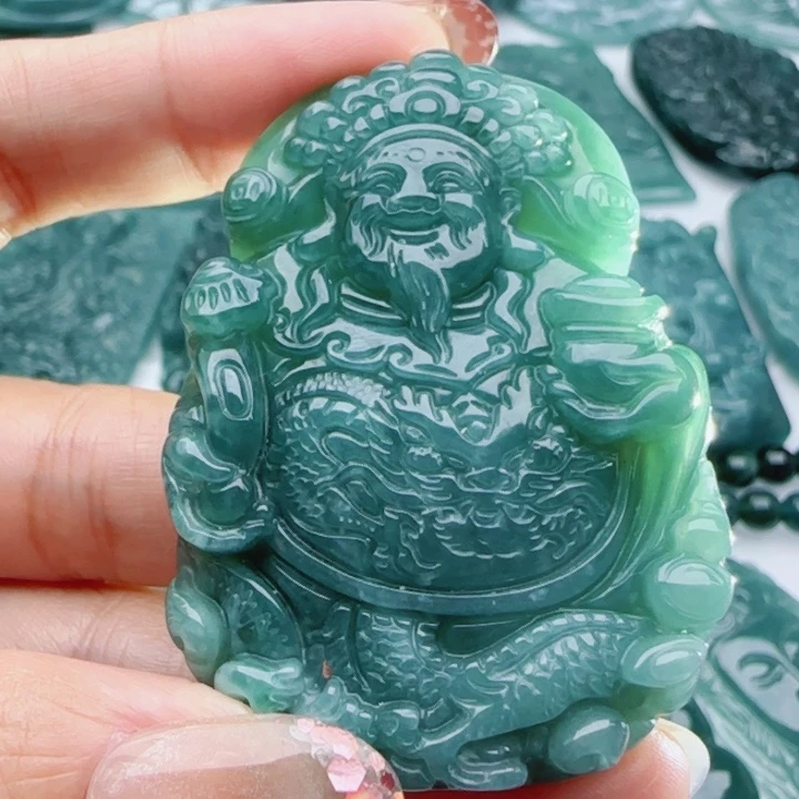 翡翠未镶嵌颈饰多样性发货天然A货翡翠