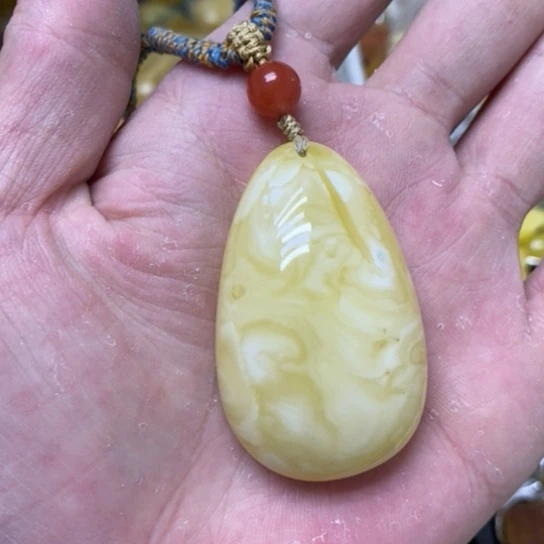 蜜蜡裸石未镶嵌吊坠