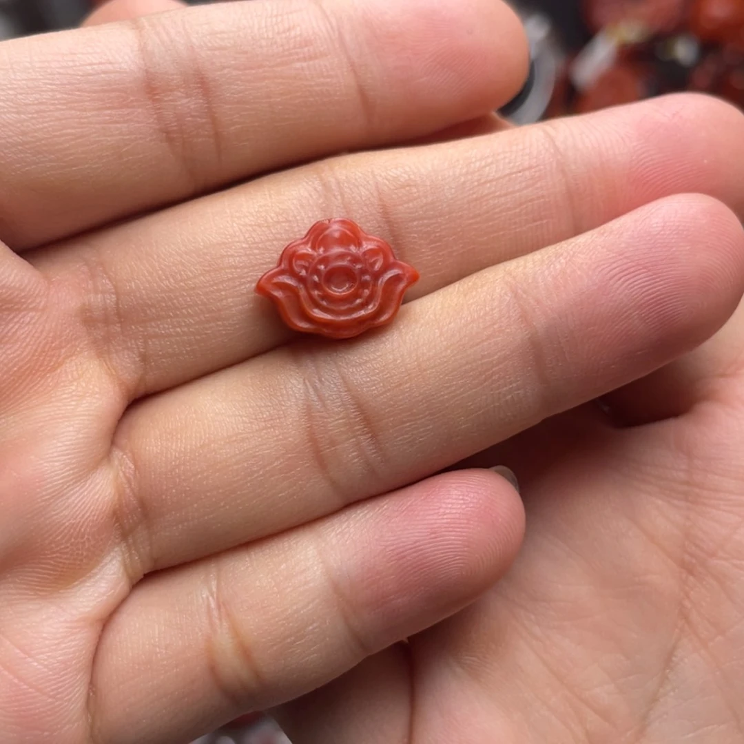 【闪购商品】未镶嵌莲花座南红玛瑙