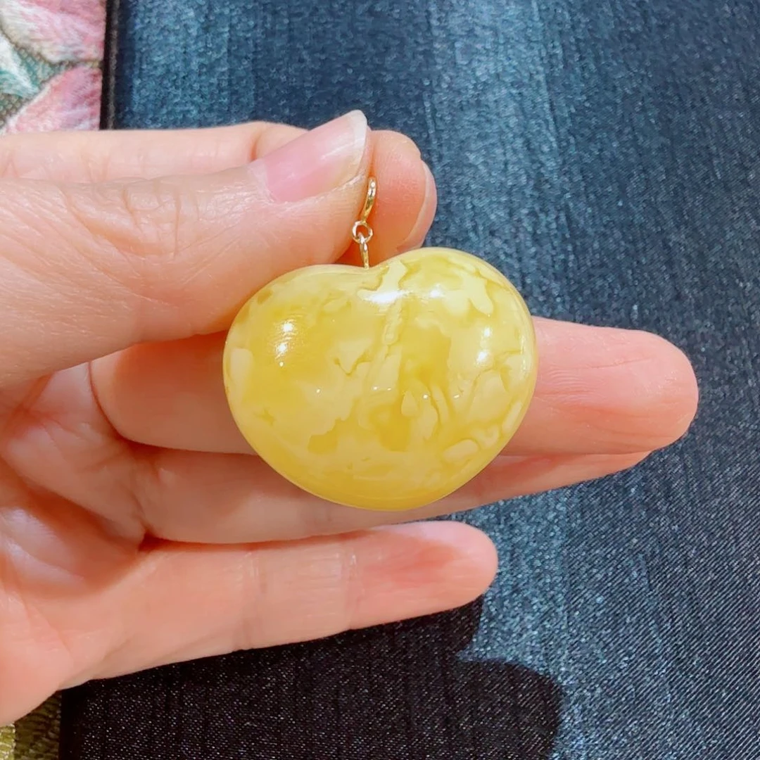 未镶嵌吊坠(不含链)蜜蜡石***兜吊坠