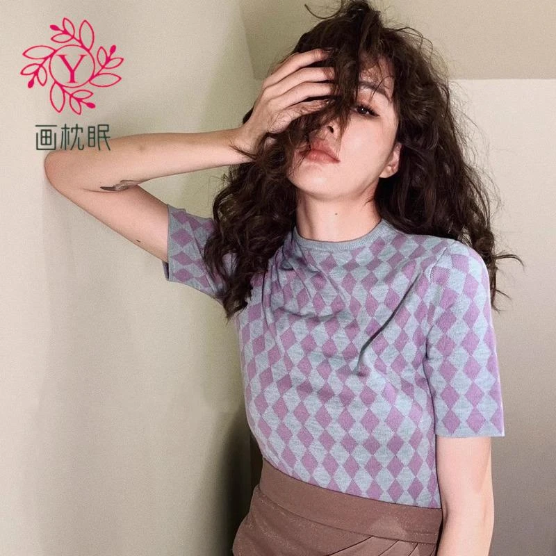 画枕眠紫色棋盘格针织正肩短袖t恤女士夏季修身港味复古chic上衣