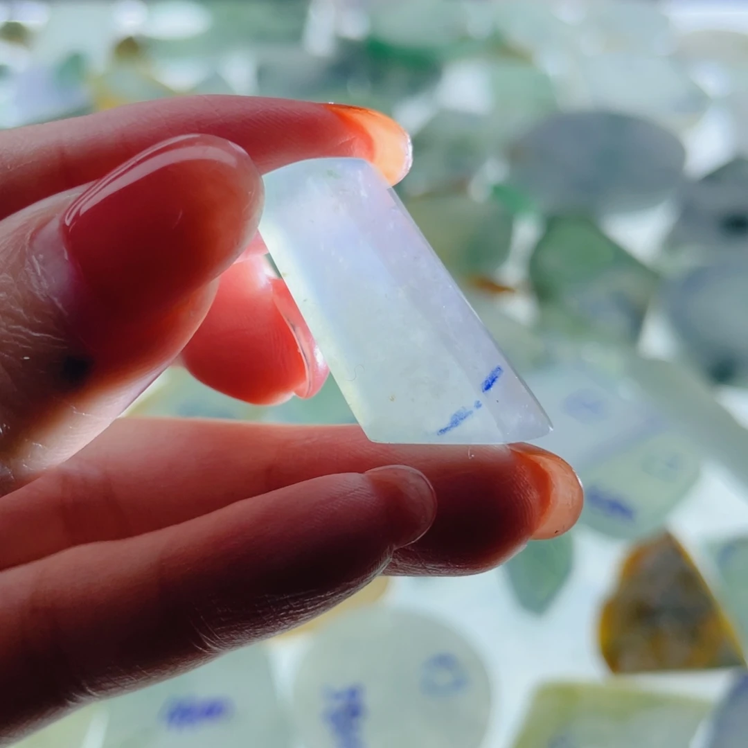 定制翡翠未镶嵌包工