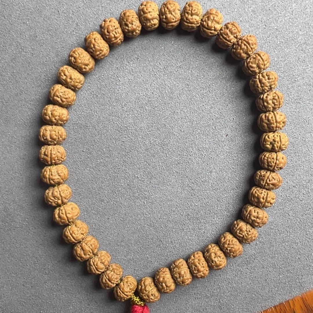 金刚菩提手串8mm勿里达老树王