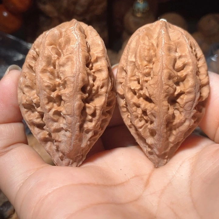 文玩核桃把件东北楸子小雪71