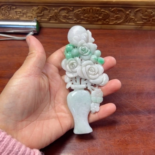 翡翠摆件未镶嵌翡翠