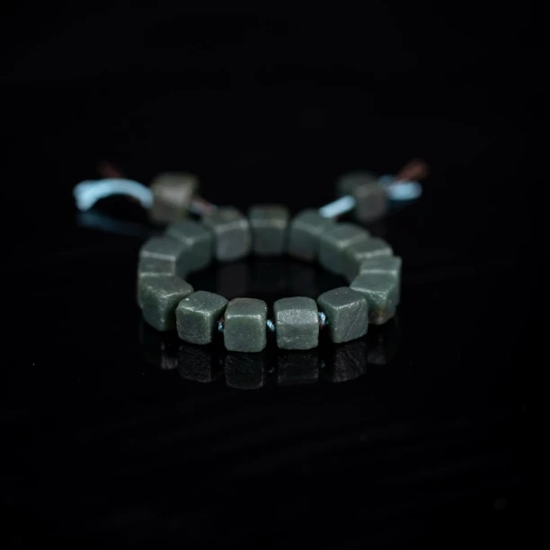 大方糖【更高家】和田玉青玉方块手串手工编织