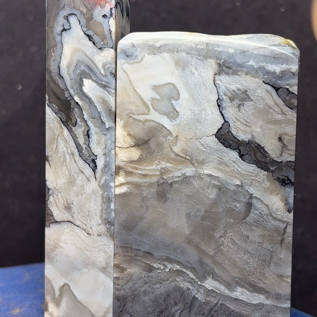 昌化石昌化牛角冻巧色印章