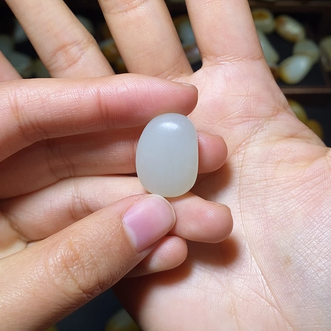 锦***湘和田玉未镶嵌手链