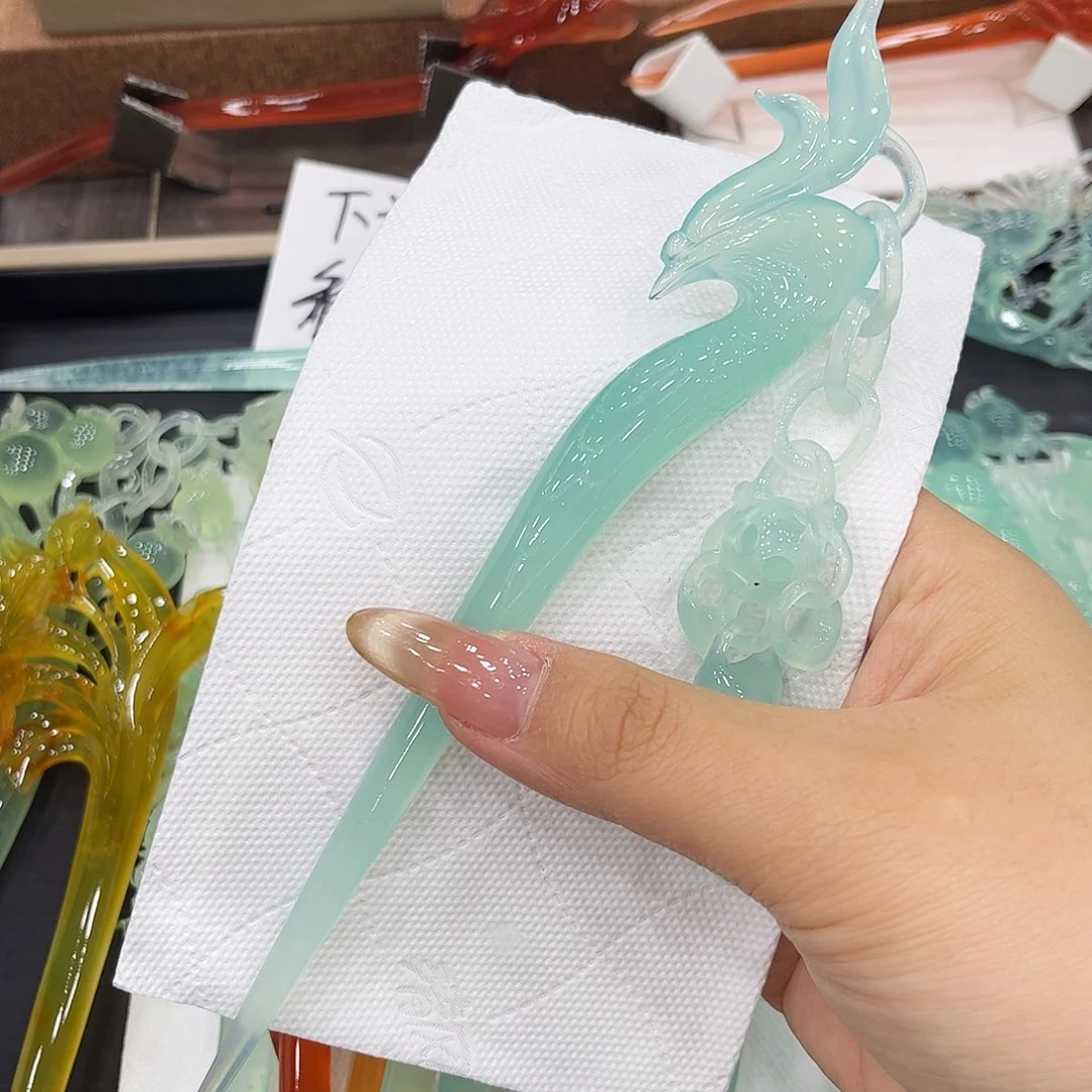 蛇纹石玉未镶嵌发饰