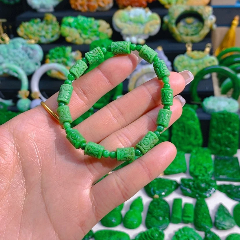 【闪购商品】翡翠颈饰未镶嵌手串