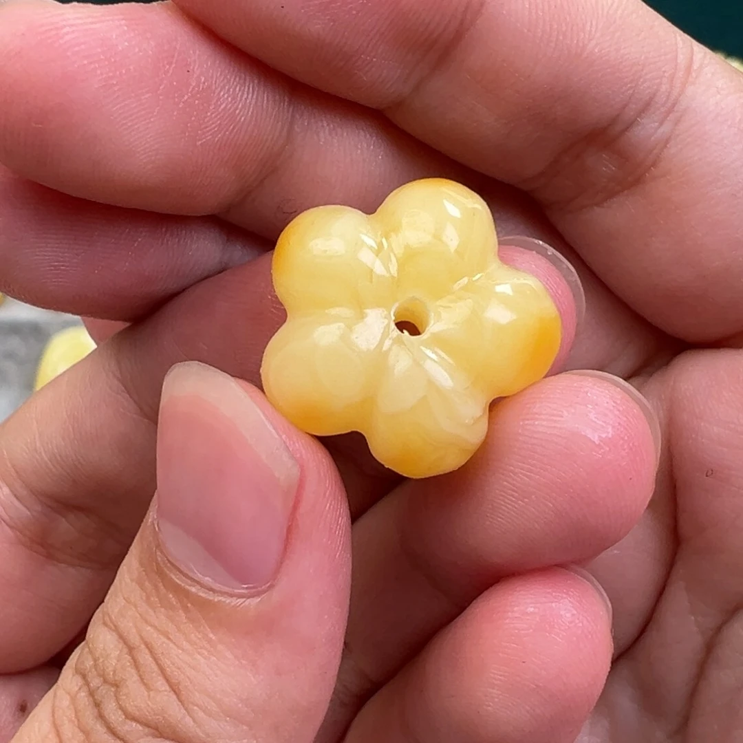 琥珀手链未镶嵌花