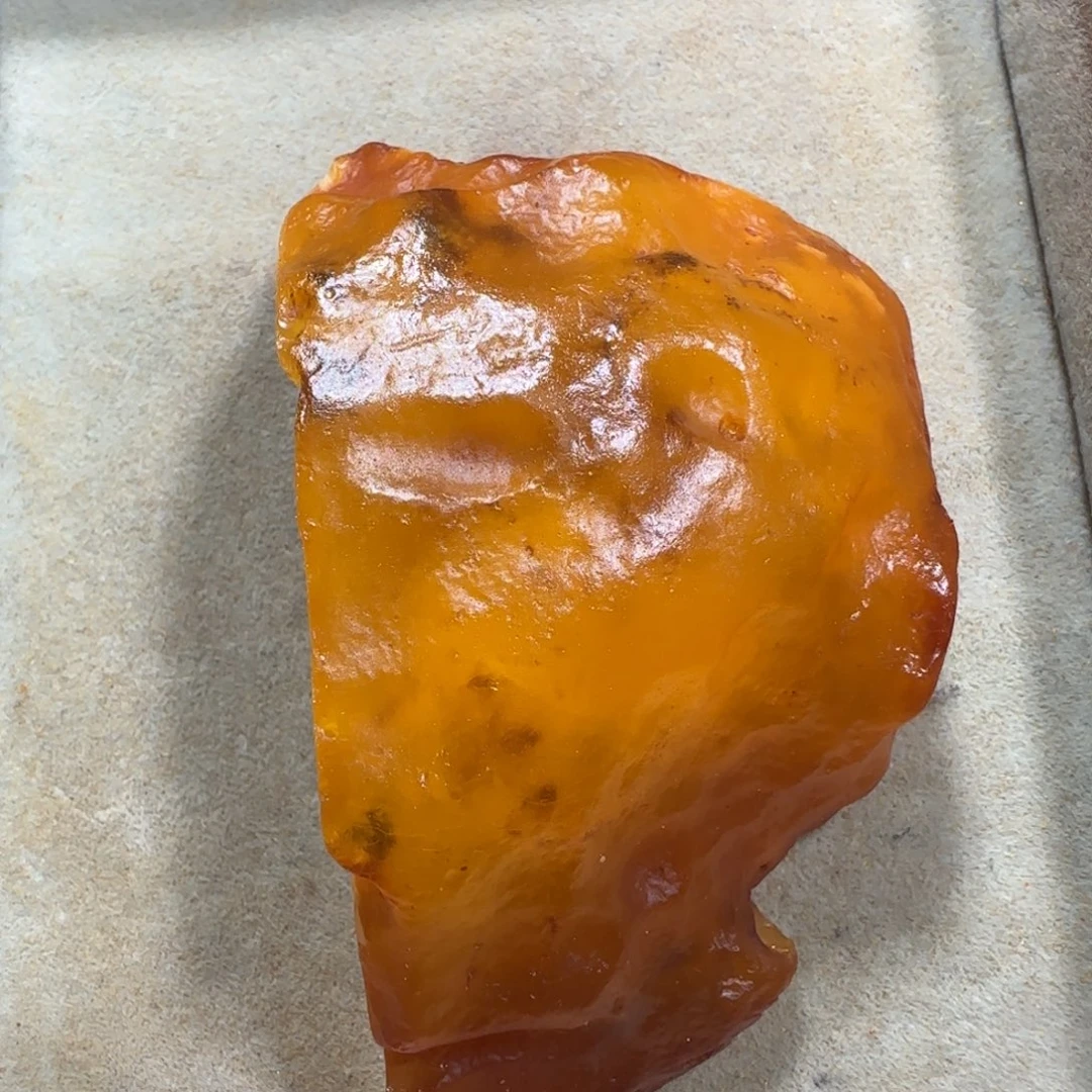 未镶嵌定制琥珀富*专属定制