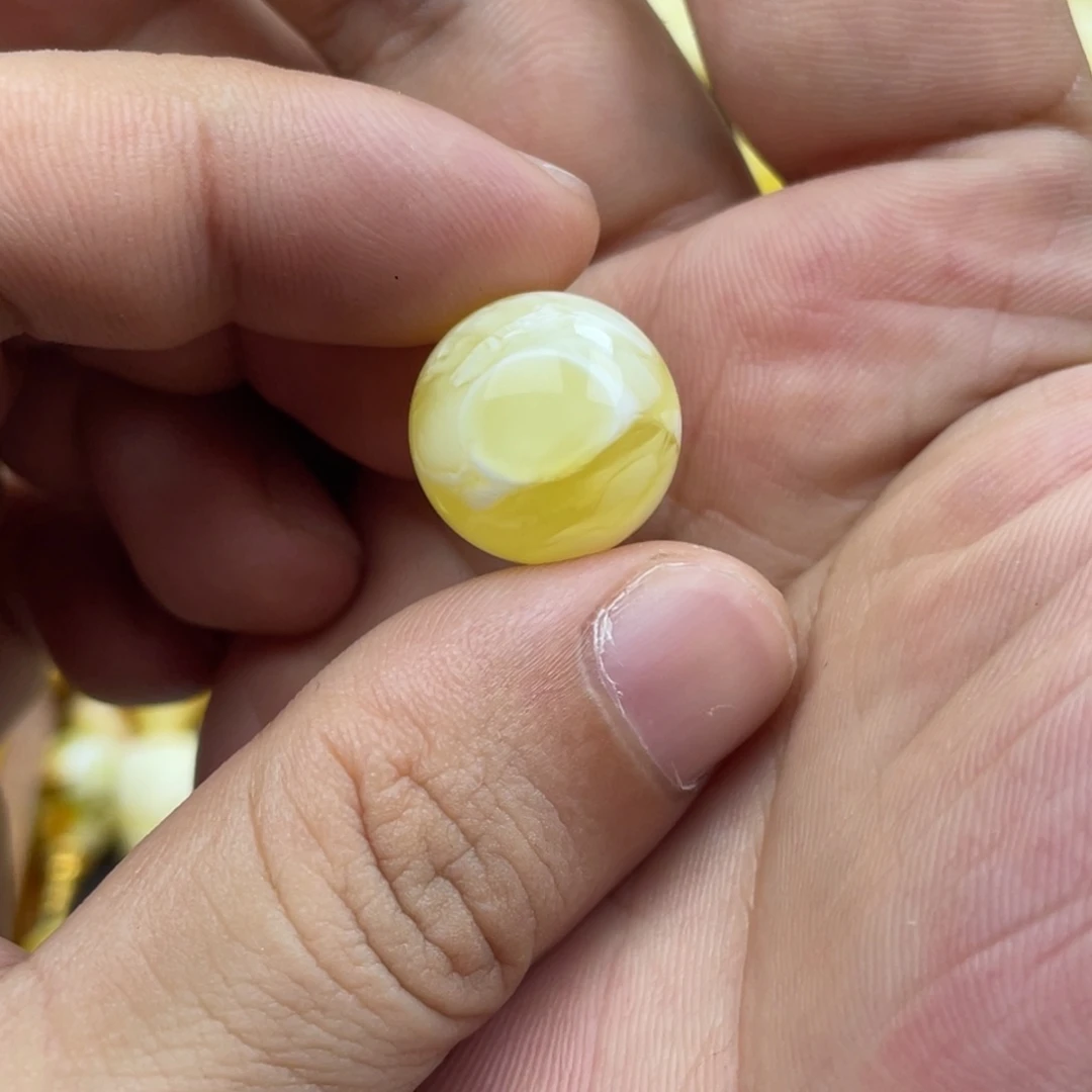 琥珀颈饰未镶嵌琥珀蜜蜡
