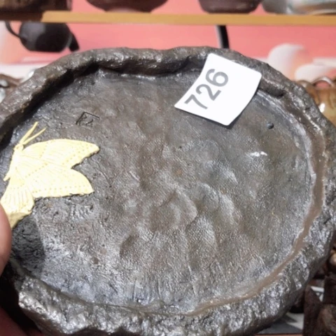 木有一点点的小姐姐