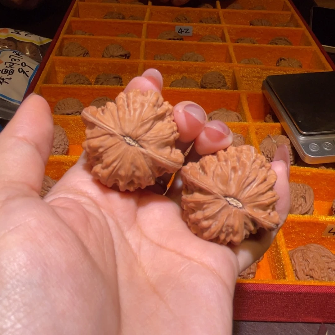 文玩核桃把件平**姓40山地磨