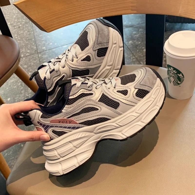 香港真皮休闲增高运动鞋女2025春季圆头显脚小复女士真皮拼色德训