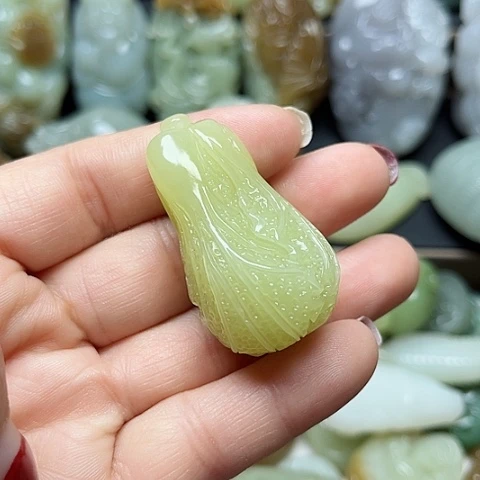 颈饰未镶嵌和田玉