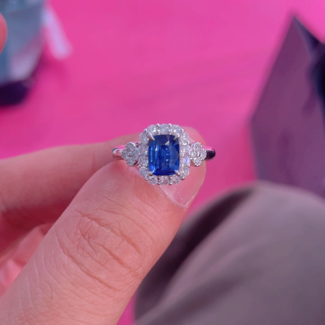 蓝宝石戒指18K金镶嵌1.18ct 皇家蓝