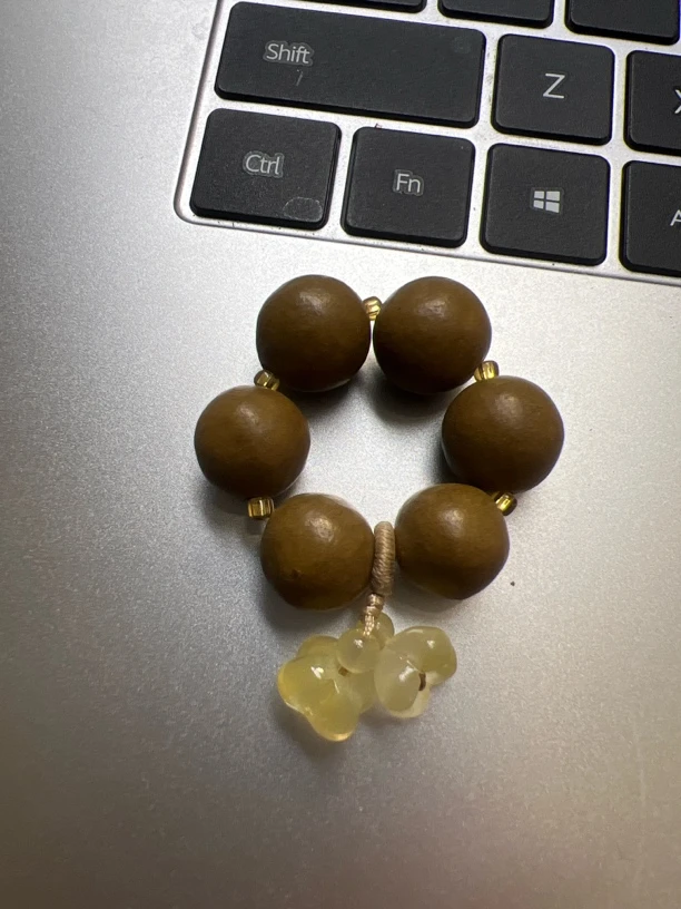 木樨指捻孤品瑕疵碎碎合香珠