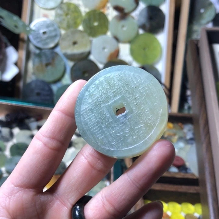 岫玉岫玉挂件未镶嵌