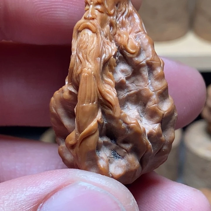 方***洪核桃把件风味纯手工核桃雕刻达摩