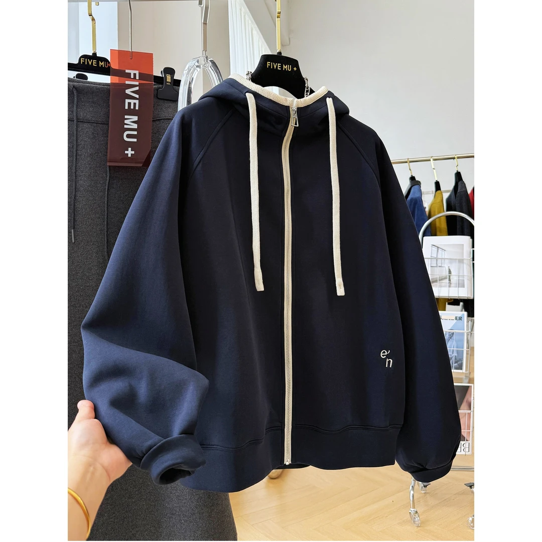 大码女装胖mm240斤韩系独特别致巨好看的休闲拉链连帽外套女上衣