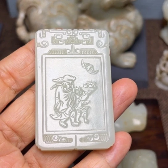 用***1和田玉未镶嵌颈饰