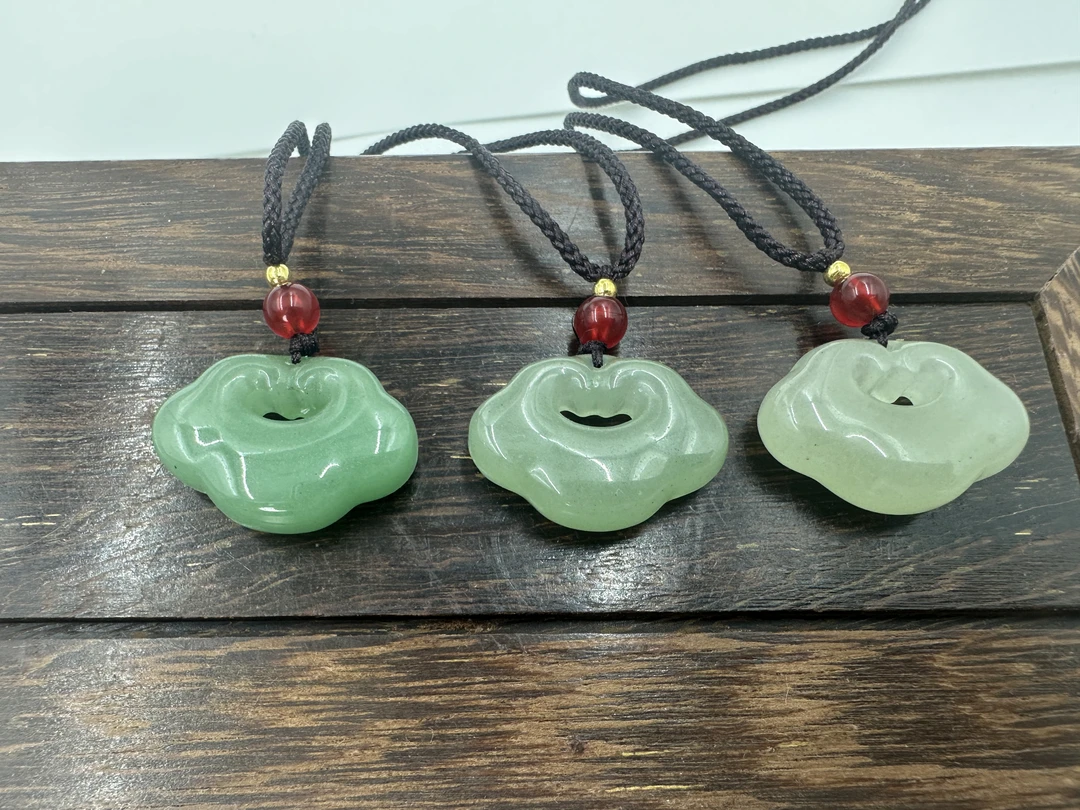 【王美丽】天然保真东陵玉吉祥如意锁约28mm（多样性发一件）