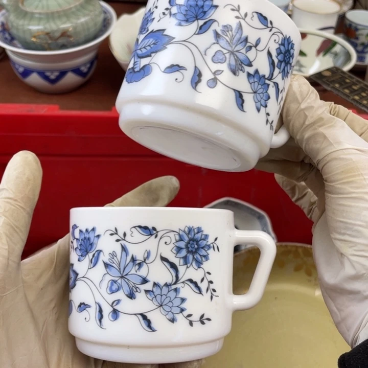 他家瓷器真美…开播了